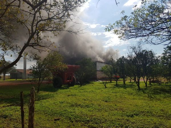 Enfrentamiento entre supuestos invasores y policías deja un herido