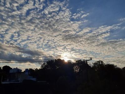 Hoy se espera una jornada fresca a cálida, con lluvias dispersas - Nacionales - ABC Color