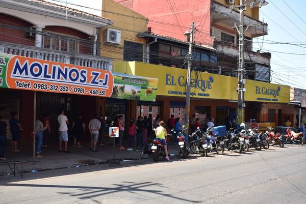 Supermercado de Luque cierra ante aumento de casos positivos de COVID-19 - Nacionales - ABC Color