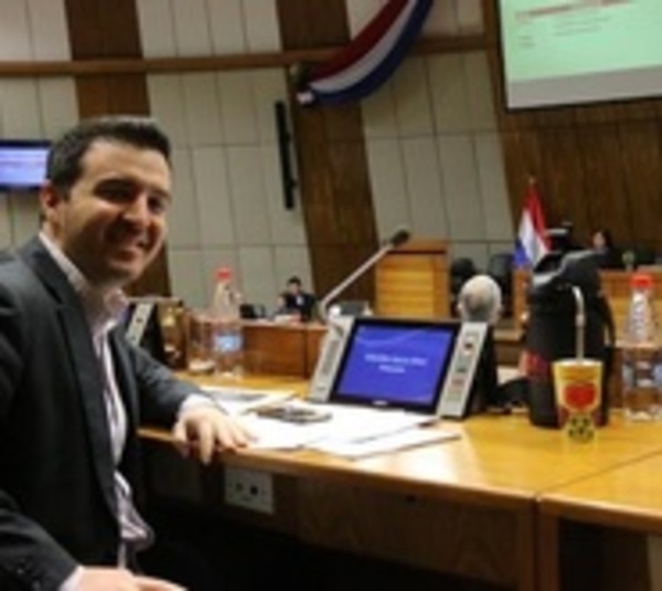 Diputado informa que dio negativo a segunda prueba de Covid-19 - Paraguay.com