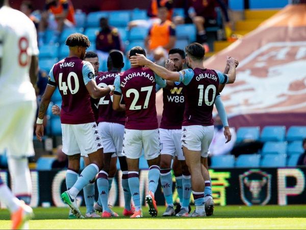 El Aston Villa se agarra a la salvación