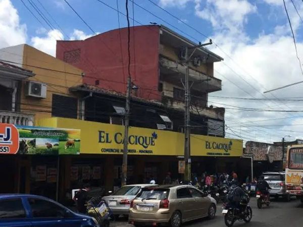 Supermercado de Luque cierra sus puertas ante casos registrados de Covid-19