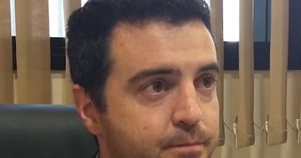 Diputado se someterá a una tercera prueba de COVID-19 ante resultados dispares