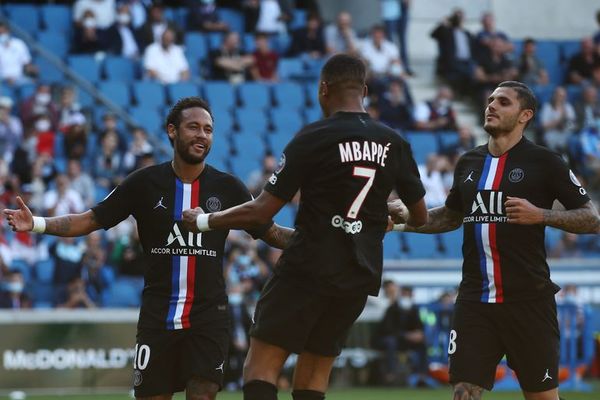 El PSG regresa con público y exhibición - Fútbol - ABC Color