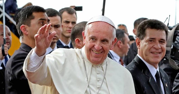 Automisas por 5 años de visita papal