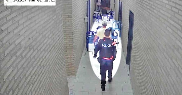 Policía “demorado” en sede del PLRA se paseaba con adherentes