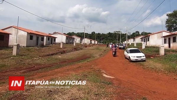 GESTIONAN CONSTRUCCIÓN DE 500 VIVIENDAS SOCIALES EN ENCARNACIÓN