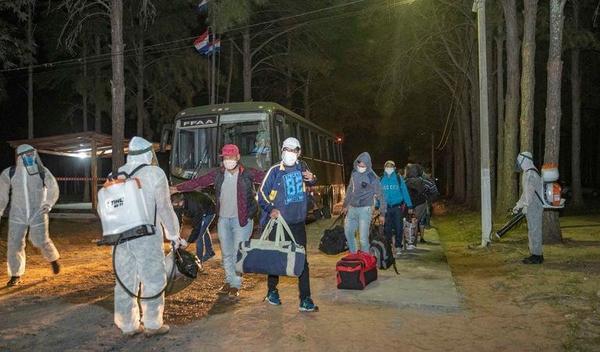 Más de 10.000 connacionales ya retornaron al país y otros mil lo harán esta semana - El Trueno