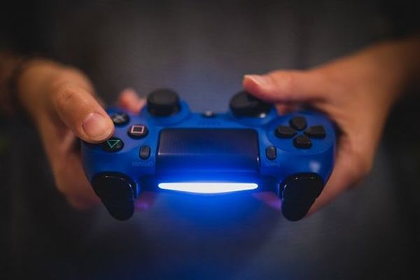 Gamers ancianos. ¿Tratamiento de dolencias con videojuegos?