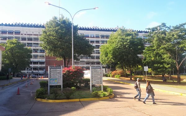 Rosca privatista presenta ley que parte en dos el IPS con creación del Seguro Nacional de Salud - La Mira Digital