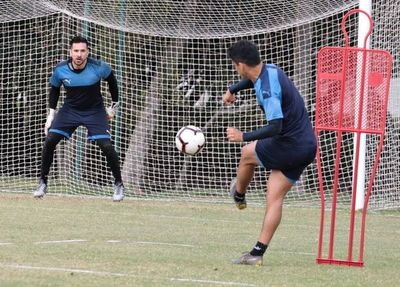 Nueva semana de entrenamiento - Fútbol - ABC Color