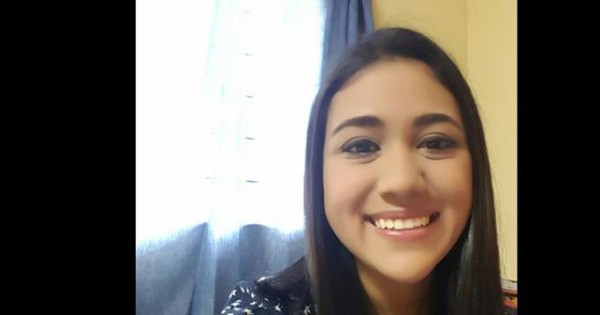 Ejemplo de superación: Ofrece clases y traducciones de inglés para mantener a su hija con discapacidad
