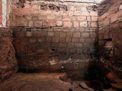 Hallan restos de palacio prehispánico y de casa de Hernán Cortés en México