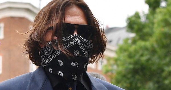 En juicio por difamación contra The Sun, Johnny Depp saca los trapos al sol