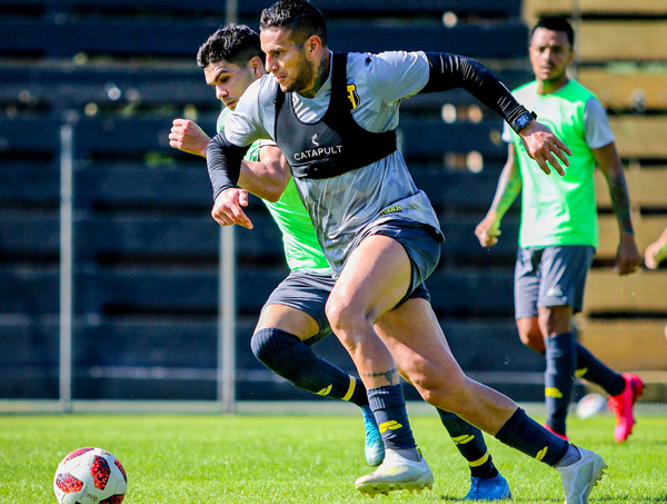 Fredy Irala con las novedades de Guaraní