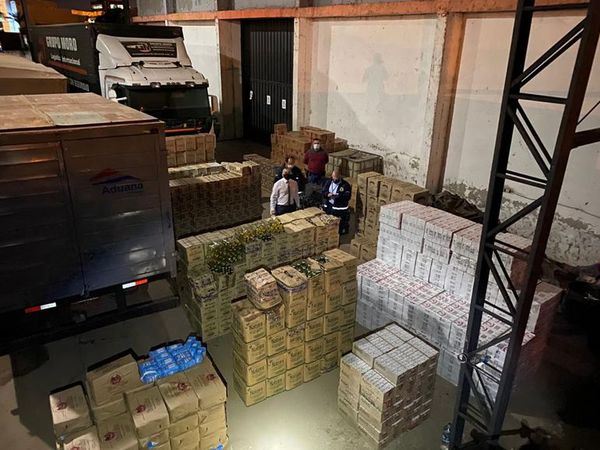 Incautan unas 15 toneladas de productos de posible contrabando - Nacionales - ABC Color