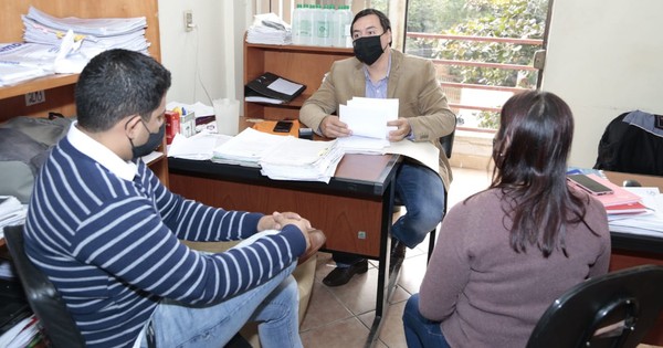 Fiscal imputa a directivos de bar por aglomeración
