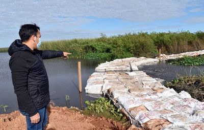 Temen que con barrera de geobolsas aumente  la contaminación del lago - Nacionales - ABC Color