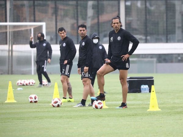 Roque Santa Cruz, la cuarta baja de Olimpia para el reinicio del Apertura - Olimpia - ABC Color