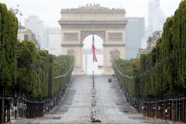 Francia reduce el desfile del Día de la Bastilla en concesión al virus