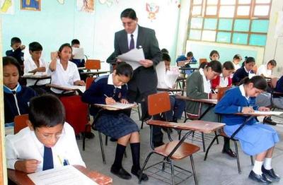 En segunda etapa los docentes deberán tomar examen a alumnos, dice el viceministro – Prensa 5