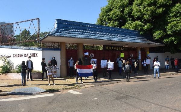 Ratifican amparo que obliga a colegio Chiang Kai Shek a retomar clases - Nacionales - ABC Color