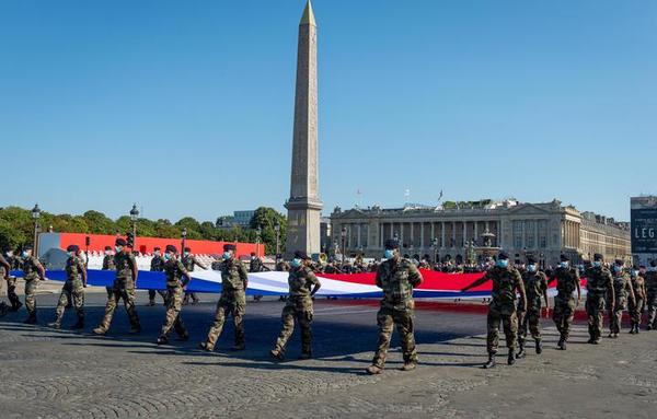 Francia conmemoró en modo Covid-19 la toma de la Bastilla