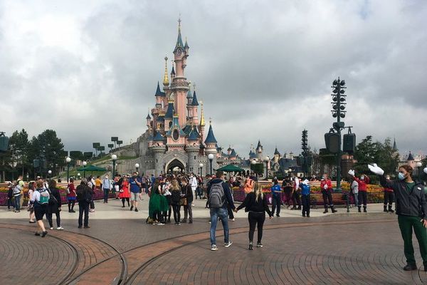 Disneylandia París reabrió sus puertas a los visitantes - Mundo - ABC Color
