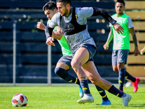 Afinan los algodones para los jugadores