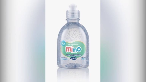 HOY / Alcohol en gel Mimo: humecta, no irrita y tampoco deja las manos gomosas