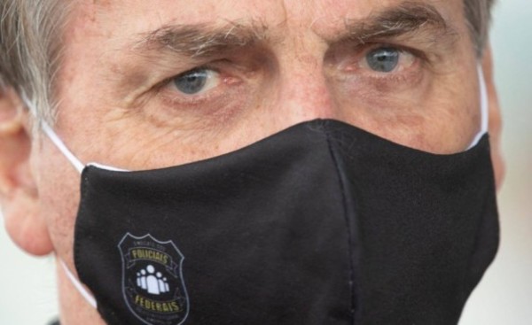 Harto del aislamiento, Bolsonaro se sometió un nuevo test de covid