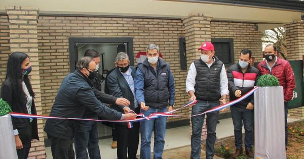 Inauguran laboratorio de biotecnología en Planta Alcoholera de Troche