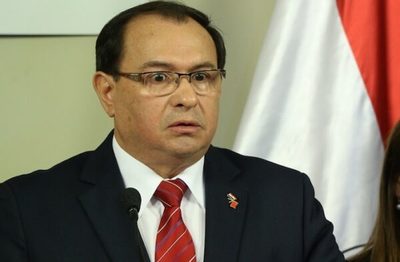 Director de Puertos tenía contratado a su hijo, que apenas es estudiante