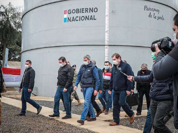 Mario Abdo no hará cambios en su Gabinete y confirma apoyo a Mazzoleni