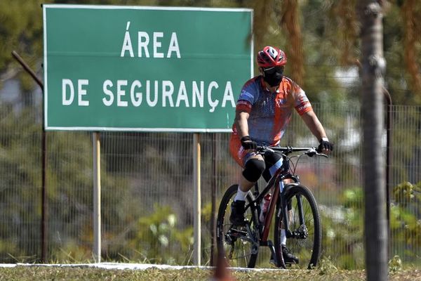 Brasilia se suma a la acelerada reapertura de un país con 74.000 muertos - Mundo - ABC Color