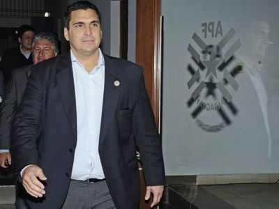 Todo apunta a un torneo con 10 equipos - Fútbol - ABC Color