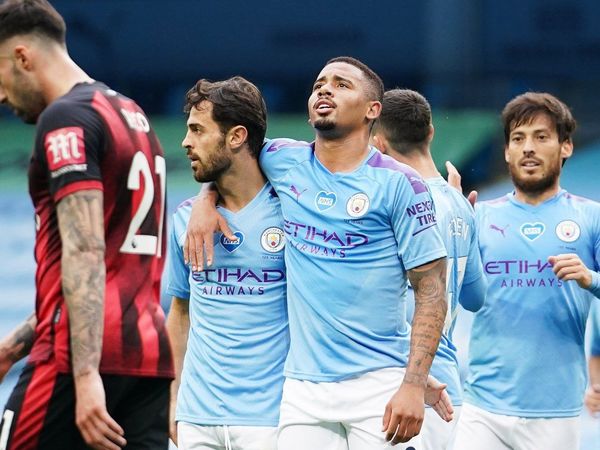 Silva allana el camino de un City que ya calienta para el Madrid