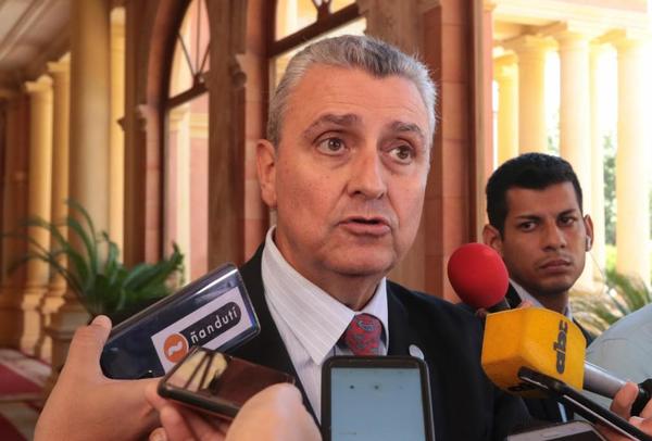 Villamayor defiende gestión de Mazzoleni y Benigno: "Tendremos los mejores desempeños y queremos cambiar de ministro" » Ñanduti