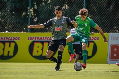 Junior Alonso jugó su primer amistoso con el Atlético Mineiro