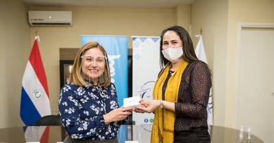 Personal hizo entrega de equipos al Ministerio de la Defensa Pública