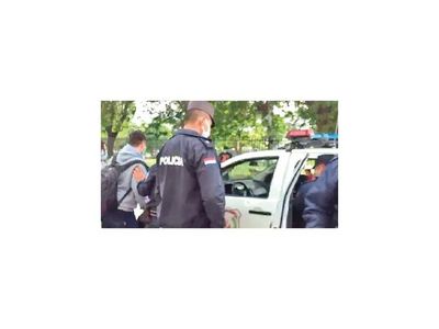 Tras conferencia, detienen a estudiante