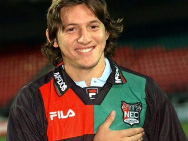 Édgar Barreto, envuelto entre tulipanes en Holanda