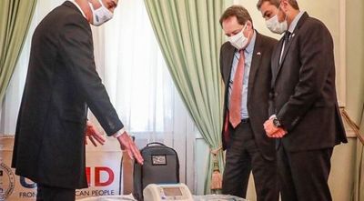 Embajador de EE.UU. sale al paso y realiza aclaración sobre respiradores donados a Paraguay