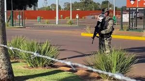 Trasladan a militares por supuesta falsa barrera y presunta coima a marihuaneros
