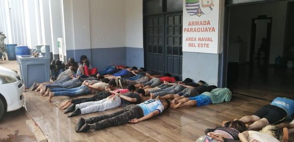 Una treintena de demorados tras tiroteo entre militares y contrabandistas - ABC en el Este - ABC Color