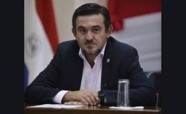 Petta descalifica a senadores Añetete y asegura que no son voceros del gobierno de Abdo - ADN Paraguayo