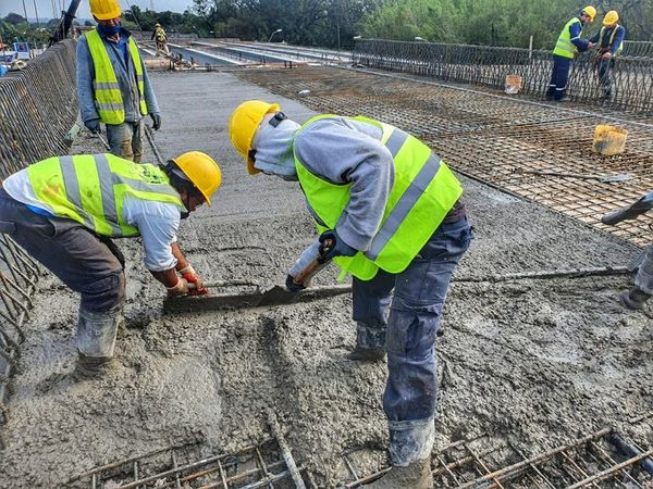 Comienza la primera carga de losa en viaducto de 1.340 metros del Botánico - Nacionales - ABC Color