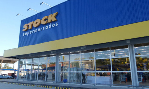 Supermercado Stock del Área 1 cierra sus puertas por caso positivo de Covid