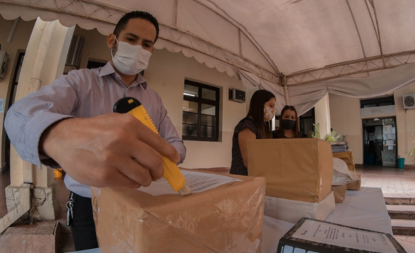 HOY / Ministerio abre nueva licitación en busca de proveedores de insumos