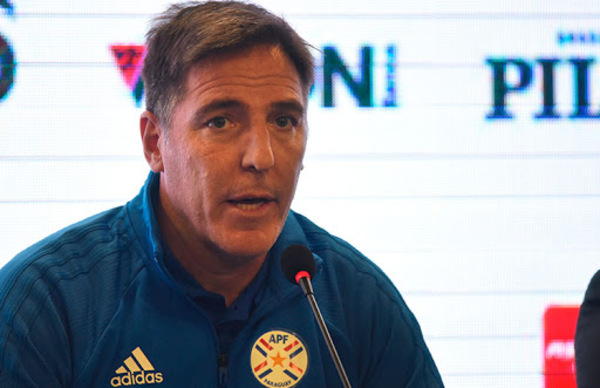 Eduardo Berizzo: “Estoy dispuesto a cualquier esfuerzo por llegar a Catar”